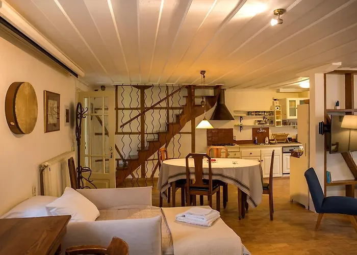 Town Traditional House / Cozy Yard Διαμέρισμα Λευκάδα
